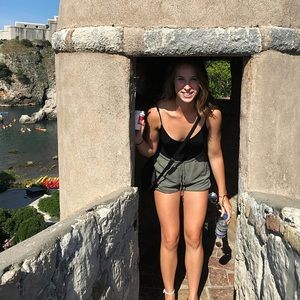 Meet your Posher, Kaitlyn